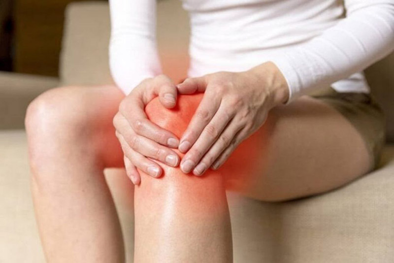 Cách massage bấm huyệt trị đau khớp gối